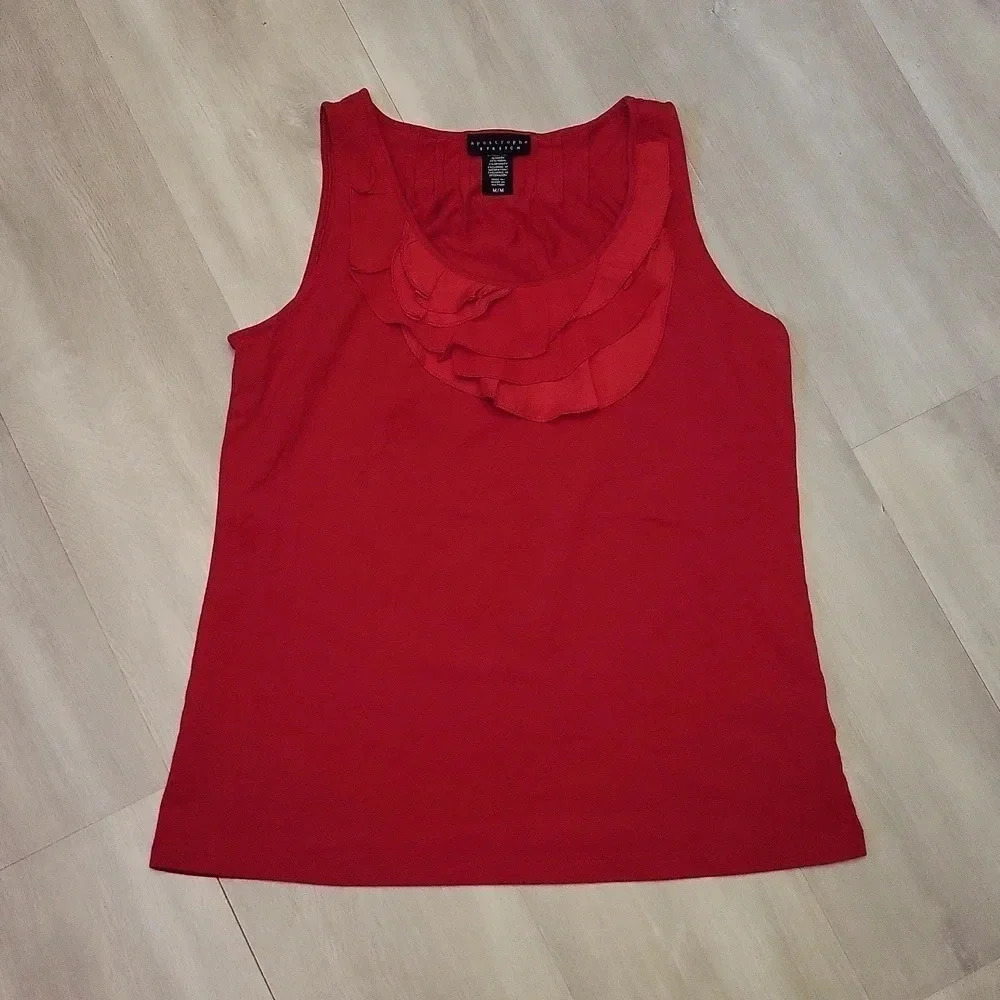 Apostrophe Red Round Neck Sleeveless Top Flutter Neckline Womens Size Medium